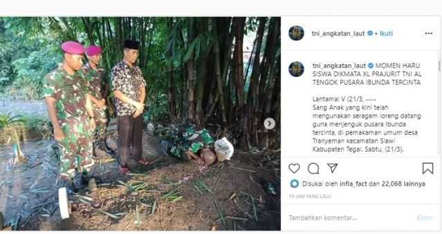 ahtiar Anggoro, siswa prajurit TNI AL bersujud di kuburan ibunya