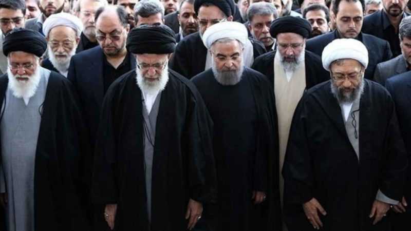 Takut Corona, Iran Batalkan Shalat Jumat Dua Minggu Berturut-turut