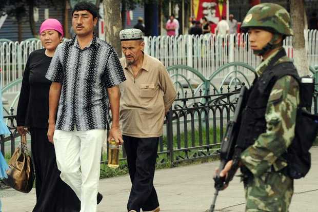 Muslim Uighur kerja paksa