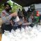 Bantu Masyarakat Terdampak Corona, Polisi-TNi di Banjar Dirikan Dapur Umum