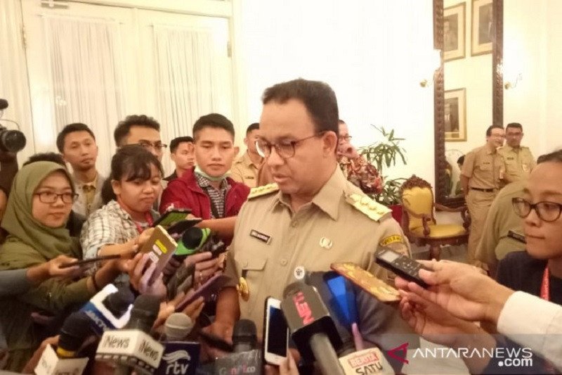 Anies Bantah Mal di Jakarta Dibuka 5 Juni: Itu Fiksi Belaka