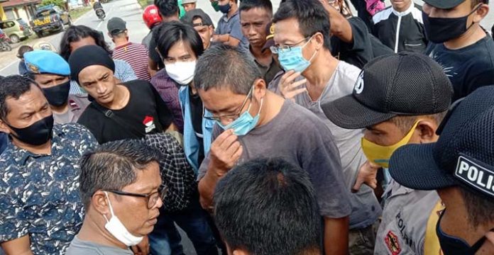 3 WNA China Diamankan Massa, 2 Orang Punya KTP Indonesia