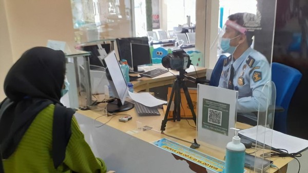 Pelayanan imigrasi Sukabumi terapkan protokol kesehatan (Foto: Istimewa).