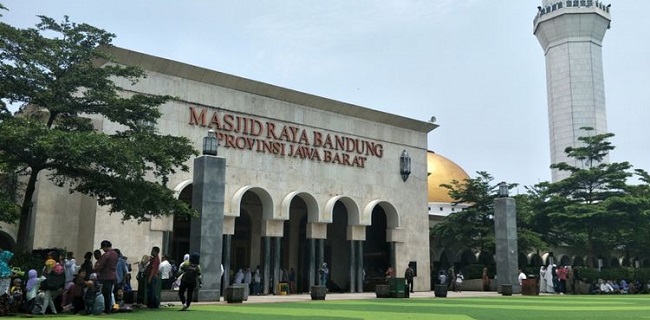 Masjid Raya Bandung masih tunggu PSBB berakhir baru kembali gelar shalat Jumat berjamaah/Net (Foto: Rmol.id)