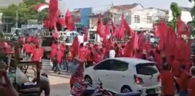 IPW Minta Agar Oknum Pelaku Pembakaran Bendera Partai PDIP Segera Dilaporkan