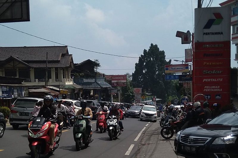 Pagi Tadi, Polisi Berlakukan One Way dari Puncak ke Jakarta