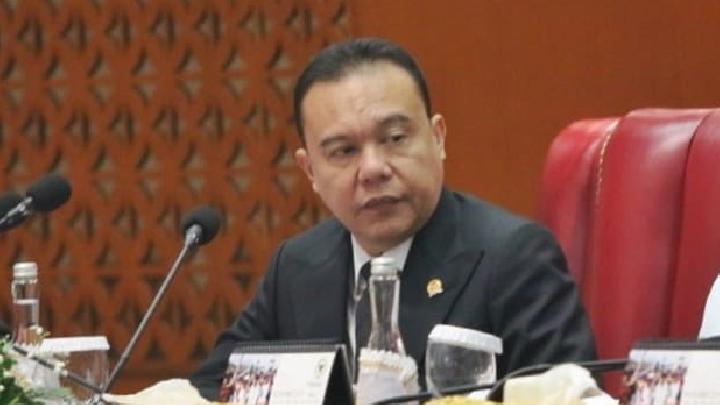 Sufmi Dasco Desak Pemerintah Kuatkan Pembinaan Penggunaan Medsos Bagi TNI-Polri
