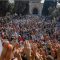 Protes Pernyataan Presiden Prancis, Ribuan Warga Palestina Unjuk Rasa di Kota Tua Yerusalem