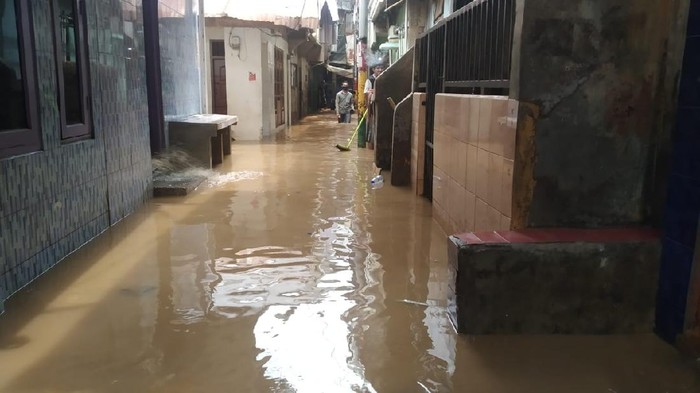 PDIP Sepakat Soal Rencana Pemprov DKI Jadikan Hotel Tempat Pengungsian Banjir