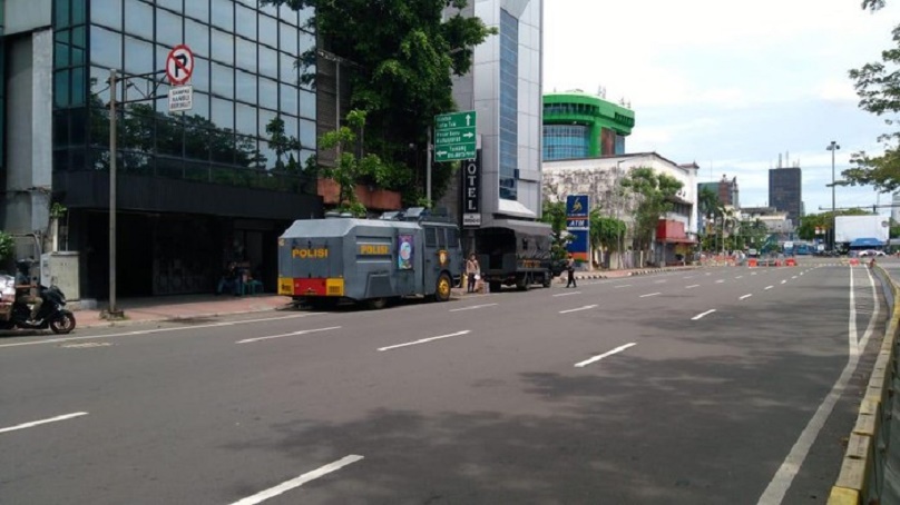 Jelang Demo Buruh, 2 Water Cannon-1 Baracuda Siaga di Jl Majapahit Jakpus