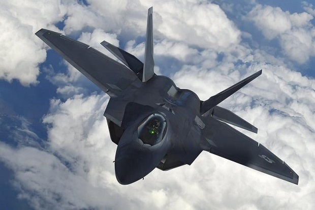 F-18 Super Hornet dan F-22 Raptor AS Mengalami Penurunan Target