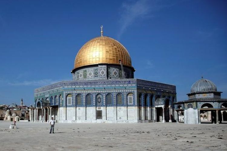Imam Masjid Al-Aqsa Cela Kebijakan Israel Persulit Umat Lakukan Sholat
