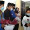 Perayaan Paskah, Mahasiswa Muslim di Ciamis Bagikan Bunga di Gereja