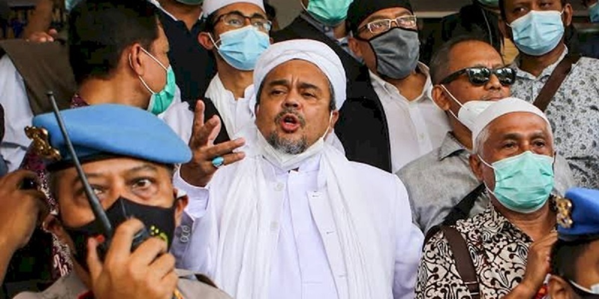Kerumunan Megamendung Dipidanakan, Habib Rizieq: Ada Yang Mengarahkan?