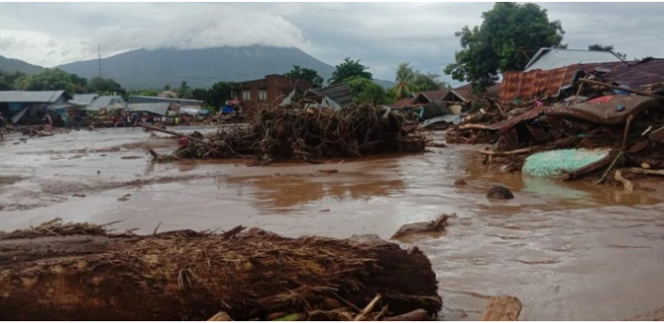 Baru Setahun Gubernur NTT Legalkan Miras Sophia, Banjir Bandang Melanda
