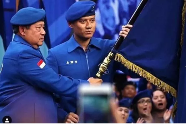 Patenkan Demokrat, Loyalis AHY: SBY Pencipta Lagu dan Lambang Partai!