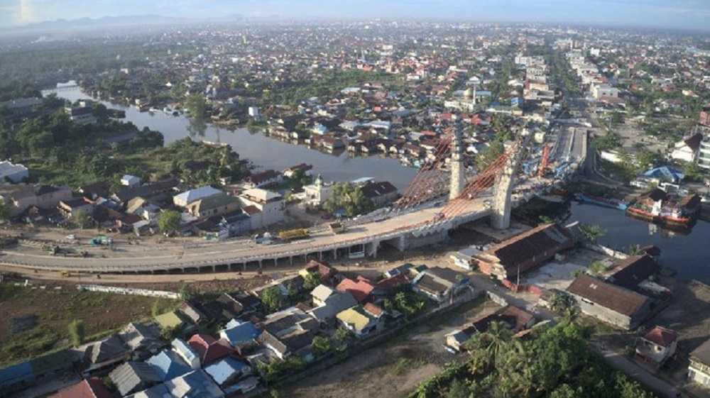 Presiden Jokowi Minta Jembatan Sei Alalak di Kalsel Segera Dibuka