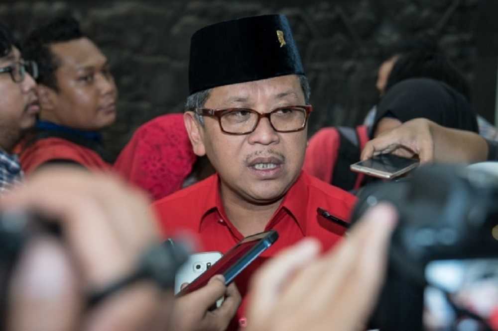 Tetiba Jadi Sekjen PDIP Usai Gagal ke DPR, Hasto Kristiyanto Dituding Lihai Menjilat