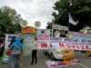 Massa Demo di Patung Kuda Jakarta Minta Menteri Ikut Bisnis PCR Dicopot