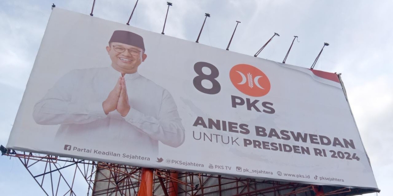 PKS Langsung Pasang Baliho Raksasa "Anies Baswedan untuk Presiden 2024"