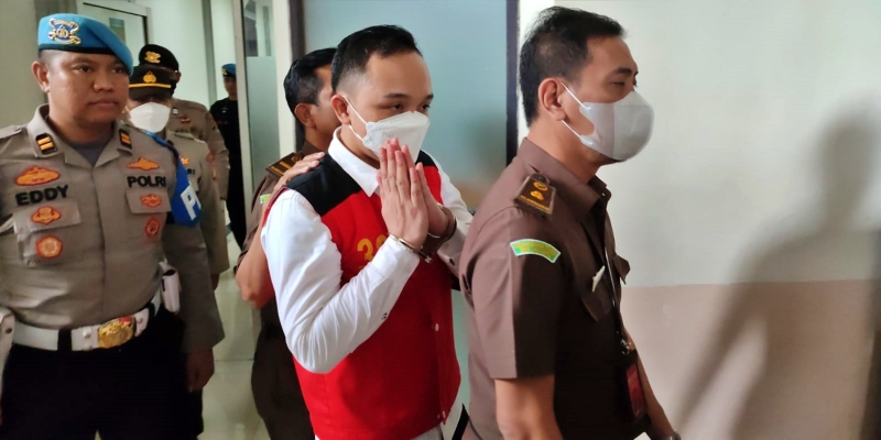 Terbukti Turut Serta Pembunuhan Berencana Brigadir J, Ricky Rizal Divonis 13 Tahun Penjara