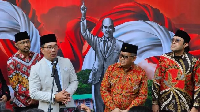 Akui Nama RK Masuk Bursa Cawapres, Hasto PDIP Ungkit Ucapan Jokowi usai Megawati Umumkan Ganjar Capres. (Dok. PDIP)
