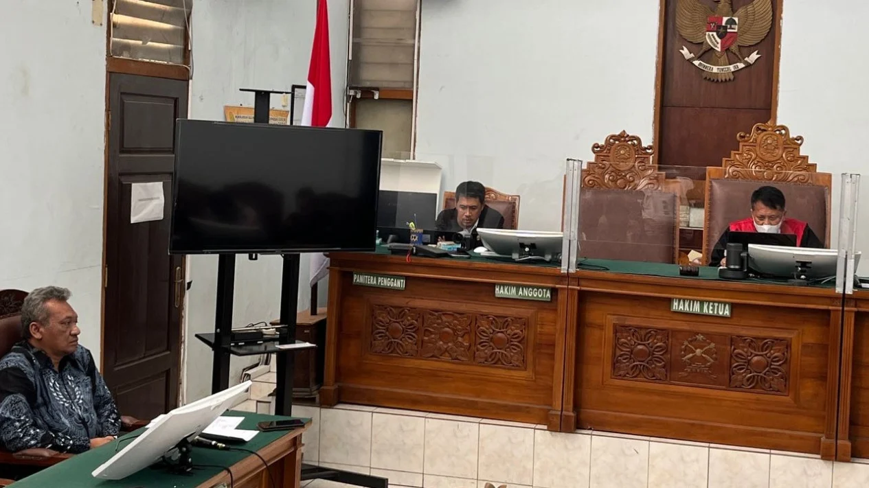 Heboh Duit Korupsi BTS Diduga Mengalir ke Anggota Komisi I DPR Fraksi Gerindra