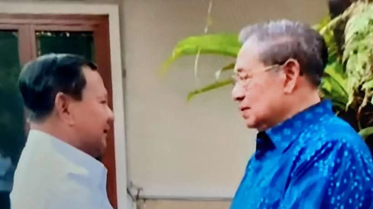 Menguak Makna Pertemuan Singkat Prabowo dengan SBY Sebelum Daftar ke KPU